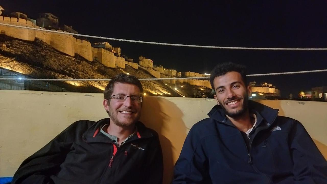 Relax Inn Jaisalmer Bagian luar foto